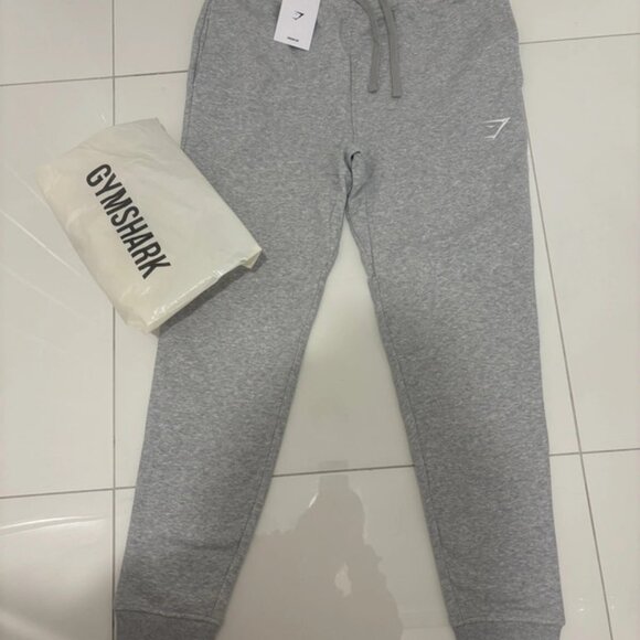 Gym shark joggers - Picture 1 of 3